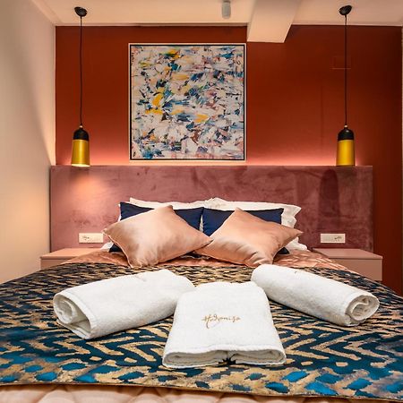Hotel Vila Hedonija Херцег-Нови Экстерьер фото