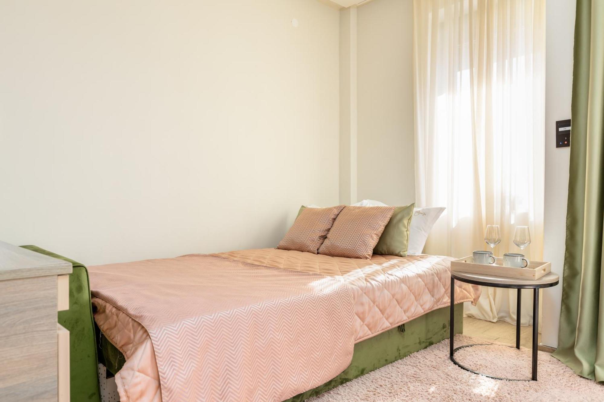 Hotel Vila Hedonija Херцег-Нови Номер фото